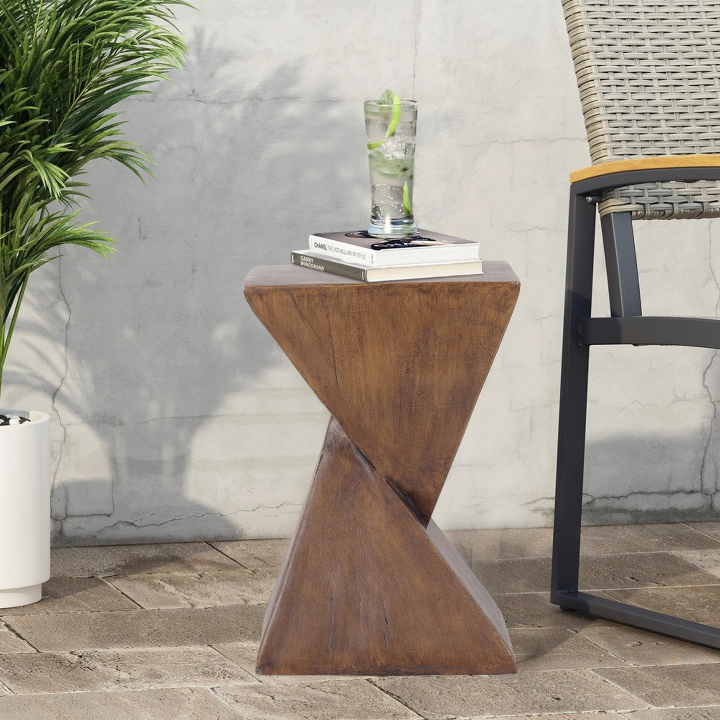 Lightweight Concrete Accent Table Modern Geometric Side Table Indoor Outdoor