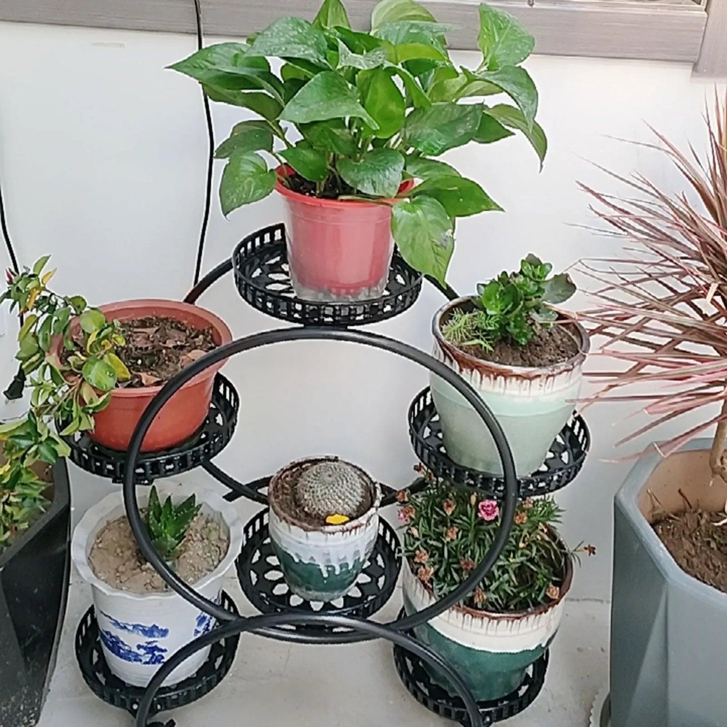 Metal Plant Stand For Six Pots Indoor Outdoor Garden